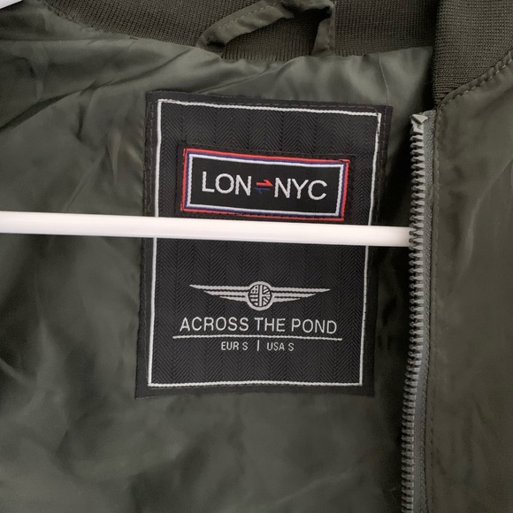 Men’s Bomber Jacket - Picture 2 of 5